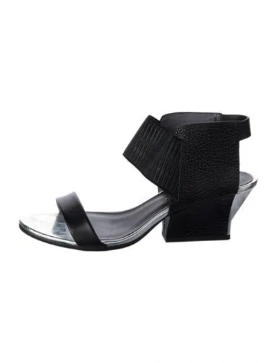 Pre-owned United Nude Leather Sandals In Black