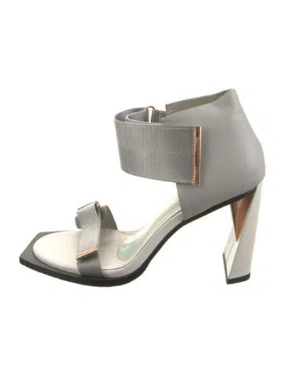 Pre-owned United Nude Leather Sandals In Silver