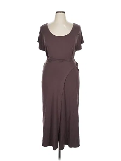 Pre-owned Universal Standard Casual Dress In Brown