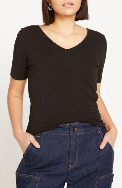 Universal Standard Double V-neck T-shirt In Black