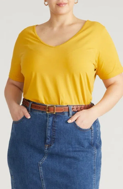 Universal Standard Double V-neck T-shirt In Yellow