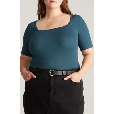 Universal Standard Foundation Short Sleeve Top In Green