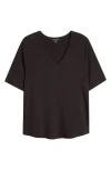 Universal Standard Lily Liquid Jersey V-neck T-shirt In Black