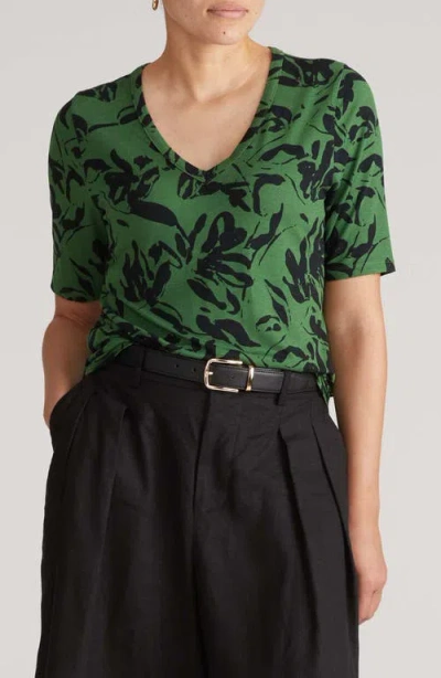 Universal Standard Lily Liquid Jersey V-neck T-shirt In Multi