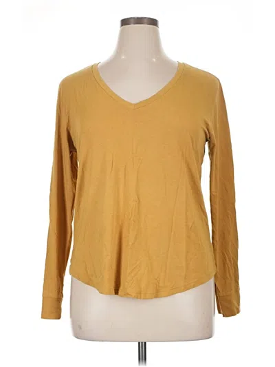 Pre-owned Universal Standard Long Sleeve T-shirt In Gold