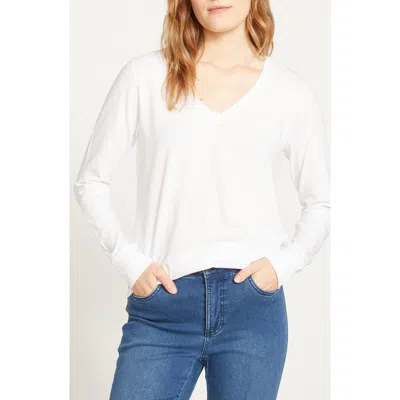 Universal Standard Long Sleeve V-rex Tee In White