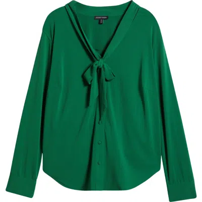 Universal Standard Tess Crepe Tie Neck Top In Jardin