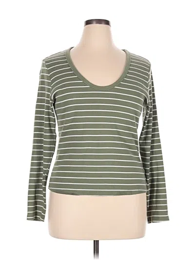 Pre-owned Universal Thread 3/4 Sleeve T-shirt In Green