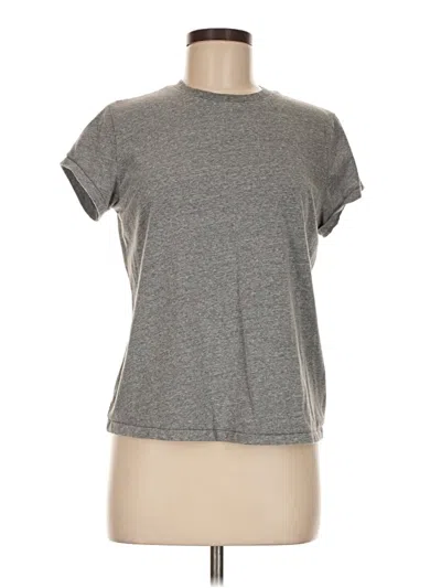 Pre-owned Universal Thread Active T-shirt In Gray