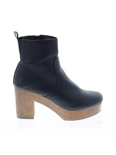 Pre-owned Universal Thread Ankle Boots In Black