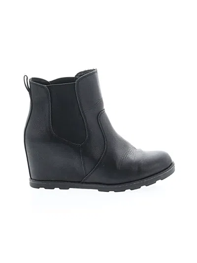 Pre-owned Universal Thread Ankle Boots In Black