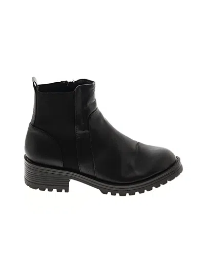 Pre-owned Universal Thread Ankle Boots In Black