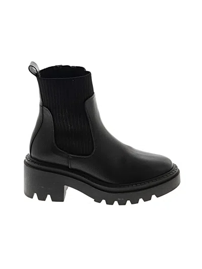 Pre-owned Universal Thread Ankle Boots In Black