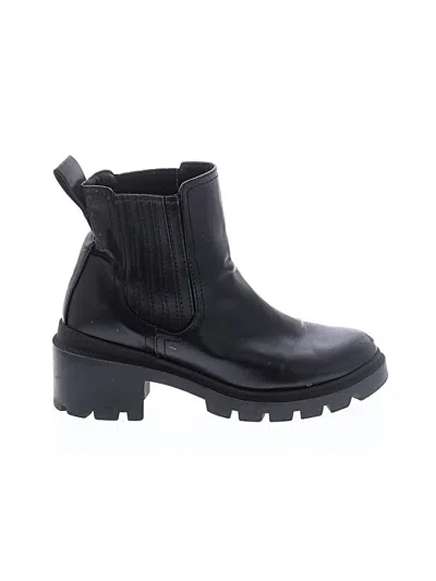 Pre-owned Universal Thread Ankle Boots In Black