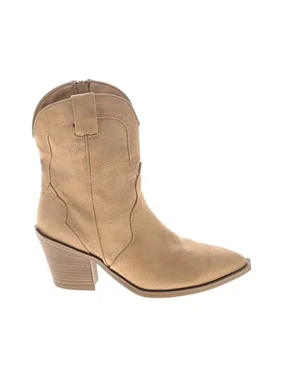 Pre-owned Universal Thread Ankle Boots In Brown