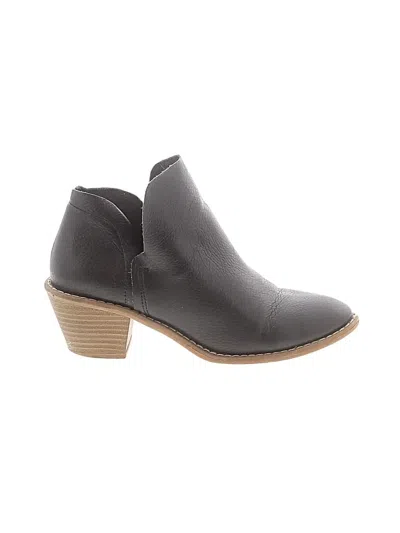 Pre-owned Universal Thread Ankle Boots In Gray