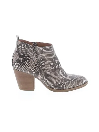 Pre-owned Universal Thread Ankle Boots In Gray