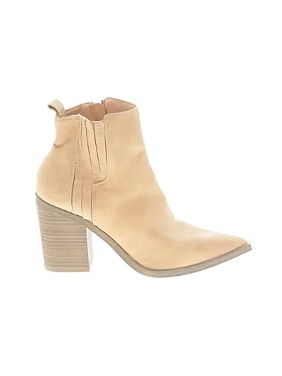 Pre-owned Universal Thread Ankle Boots In Tan