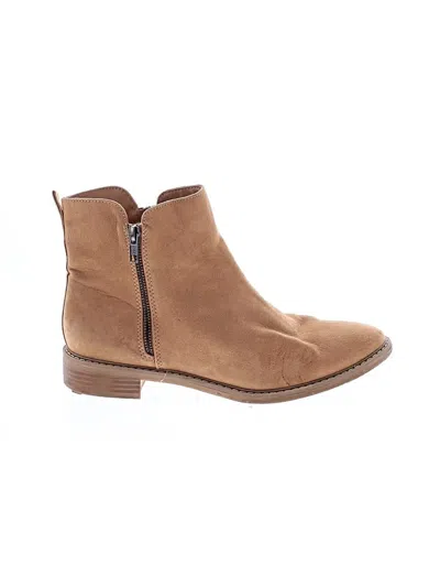 Pre-owned Universal Thread Ankle Boots In Tan
