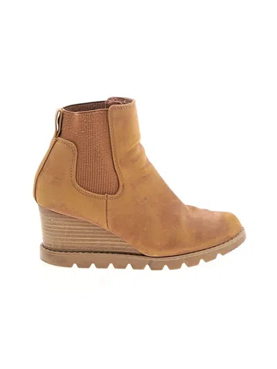 Pre-owned Universal Thread Ankle Boots In Tan