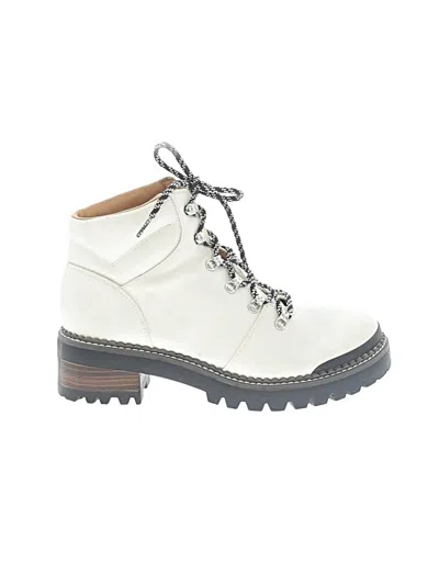 Pre-owned Universal Thread Ankle Boots In White