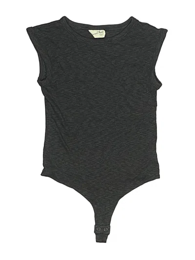 Pre-owned Universal Thread Bodysuit In Gray