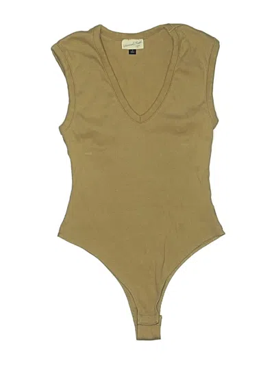 Pre-owned Universal Thread Bodysuit In Tan