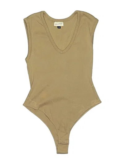 Pre-owned Universal Thread Bodysuit In Tan