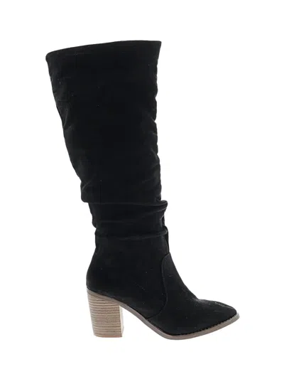 Pre-owned Universal Thread Boots In Black