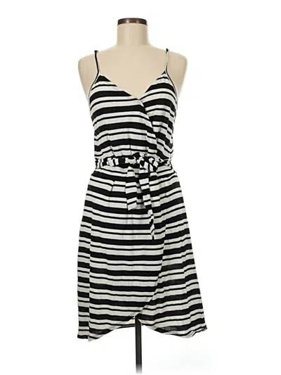 Pre-owned Universal Thread Casual Dress In Black
