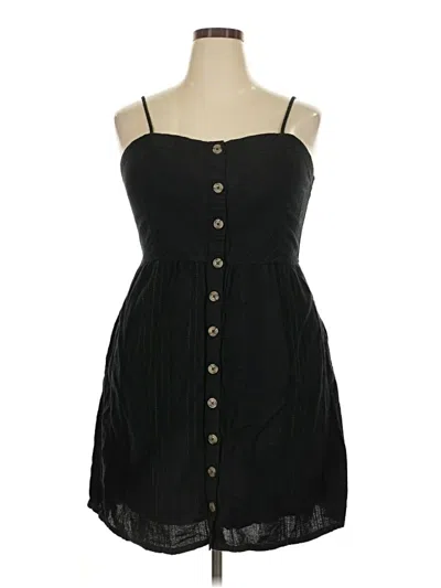 Pre-owned Universal Thread Casual Dress In Black