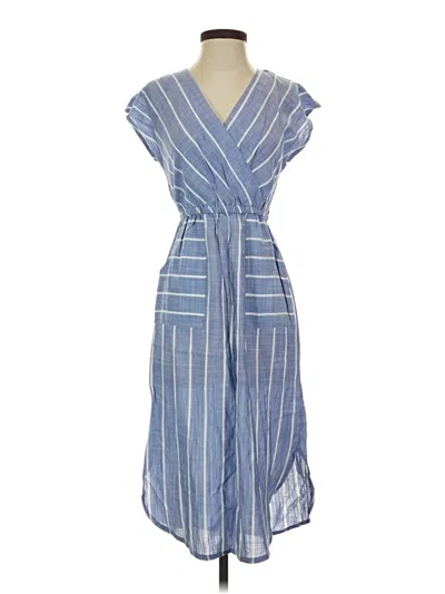 Pre-owned Universal Thread Casual Dress In Blue