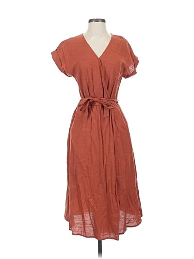 Pre-owned Universal Thread Casual Dress In Brown