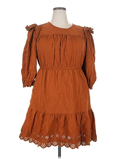 Pre-owned Universal Thread Casual Dress In Brown