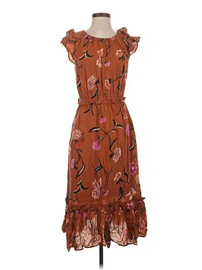 Pre-owned Universal Thread Casual Dress In Brown