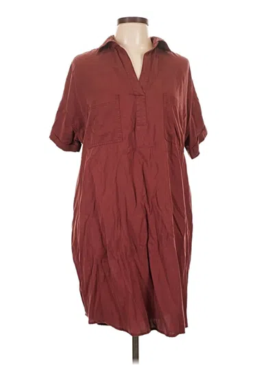 Pre-owned Universal Thread Casual Dress In Burgundy