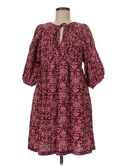 Pre-owned Universal Thread Casual Dress In Burgundy