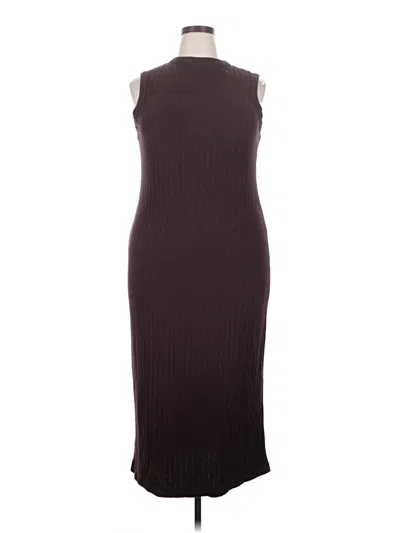Pre-owned Universal Thread Casual Dress In Burgundy
