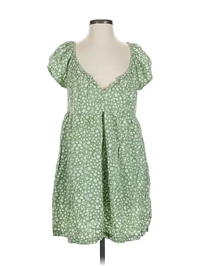 Pre-owned Universal Thread Casual Dress In Green