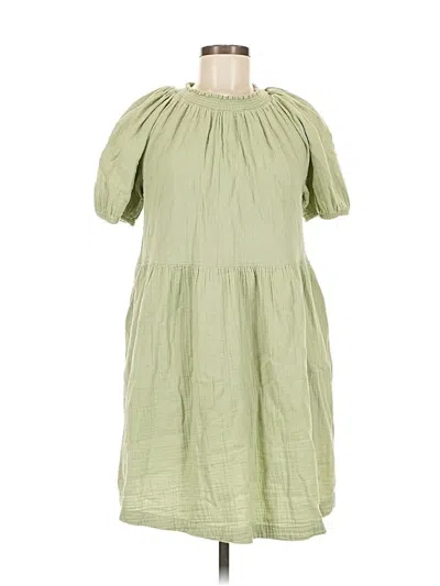 Pre-owned Universal Thread Casual Dress In Green