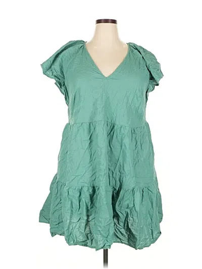 Pre-owned Universal Thread Casual Dress In Green