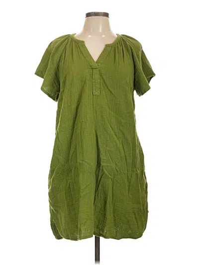 Pre-owned Universal Thread Casual Dress In Green