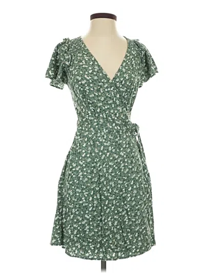 Pre-owned Universal Thread Casual Dress In Green