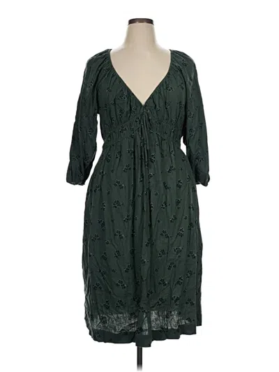 Pre-owned Universal Thread Casual Dress In Green