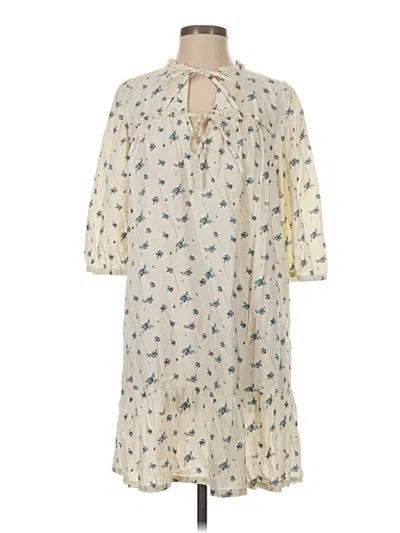 Pre-owned Universal Thread Casual Dress In Ivory