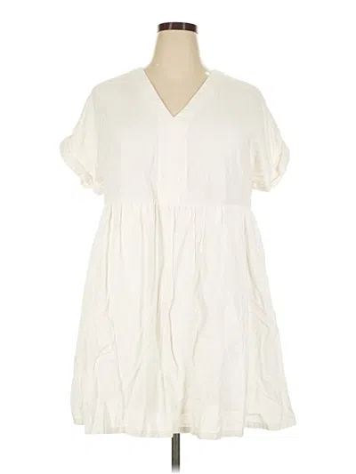 Pre-owned Universal Thread Casual Dress In Ivory