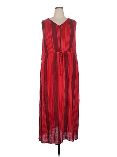 Pre-owned Universal Thread Casual Dress In Red