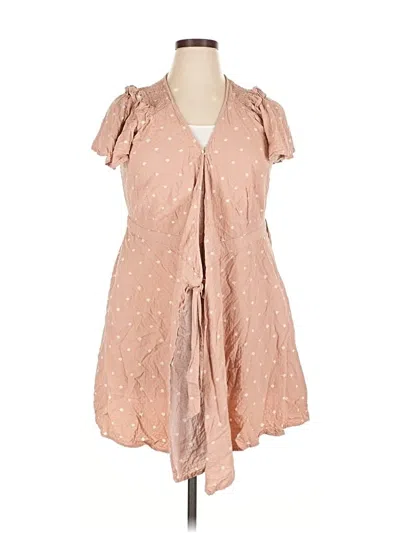 Pre-owned Universal Thread Casual Dress In Tan