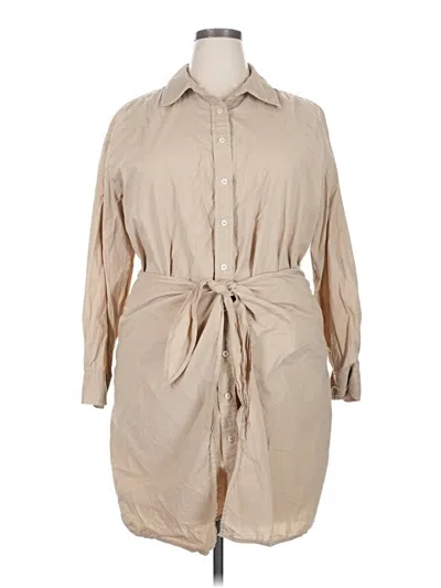 Pre-owned Universal Thread Casual Dress In Tan