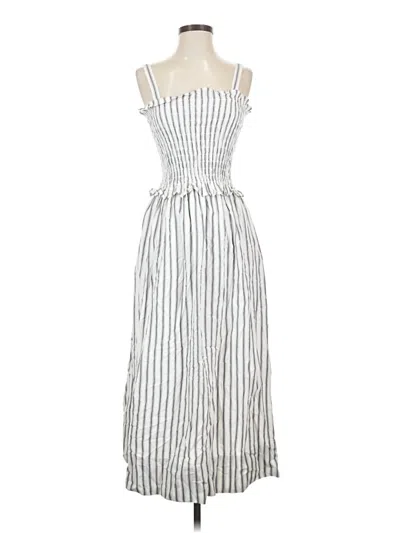Pre-owned Universal Thread Casual Dress In White